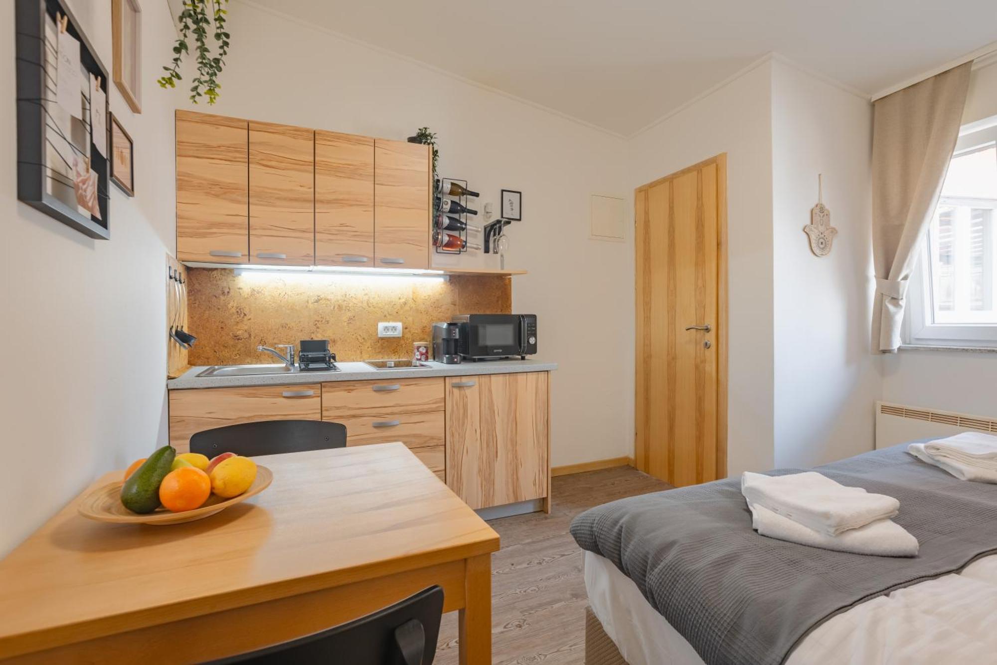 לובליאנה Vila Klara Apartments מראה חיצוני תמונה