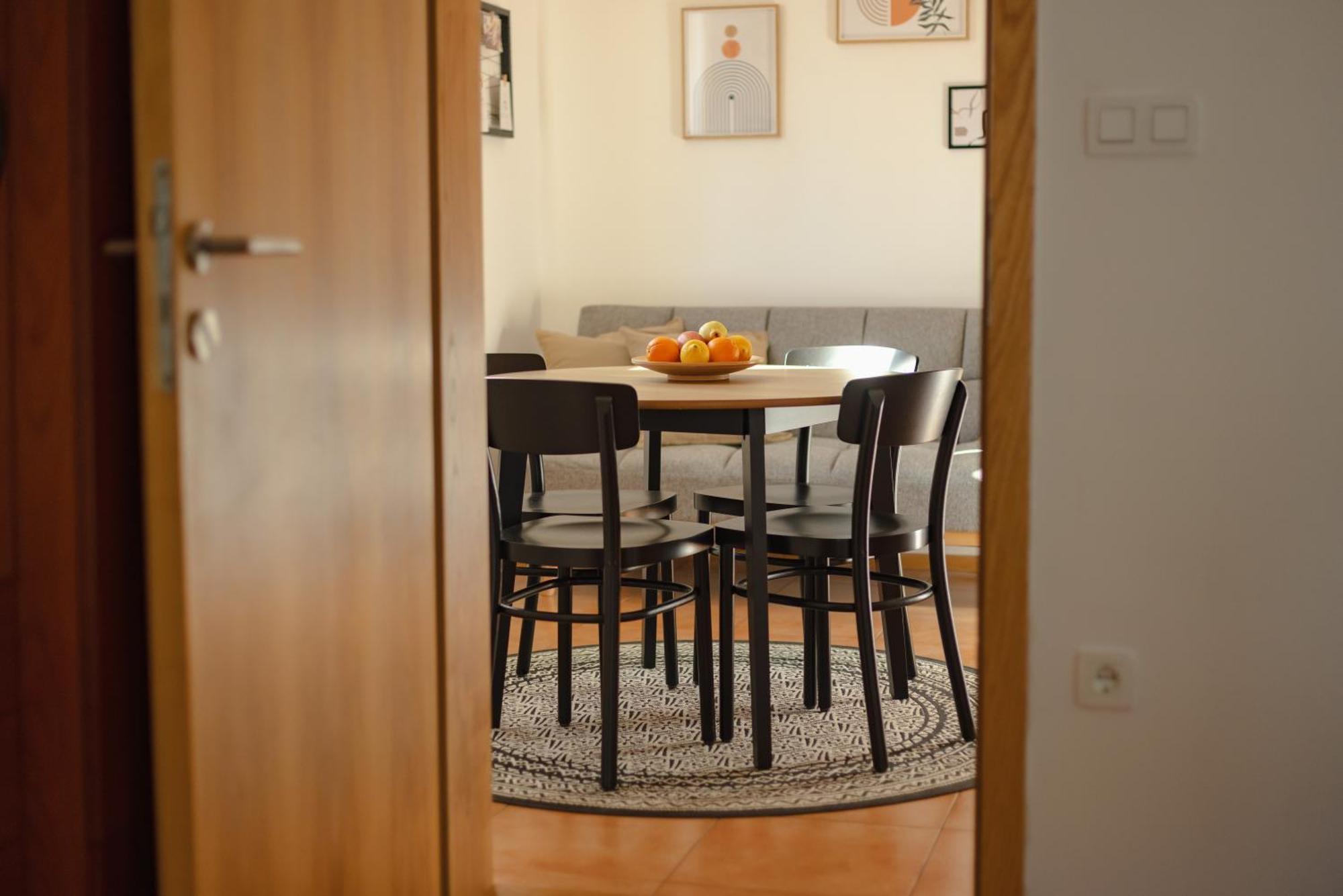 לובליאנה Vila Klara Apartments מראה חיצוני תמונה