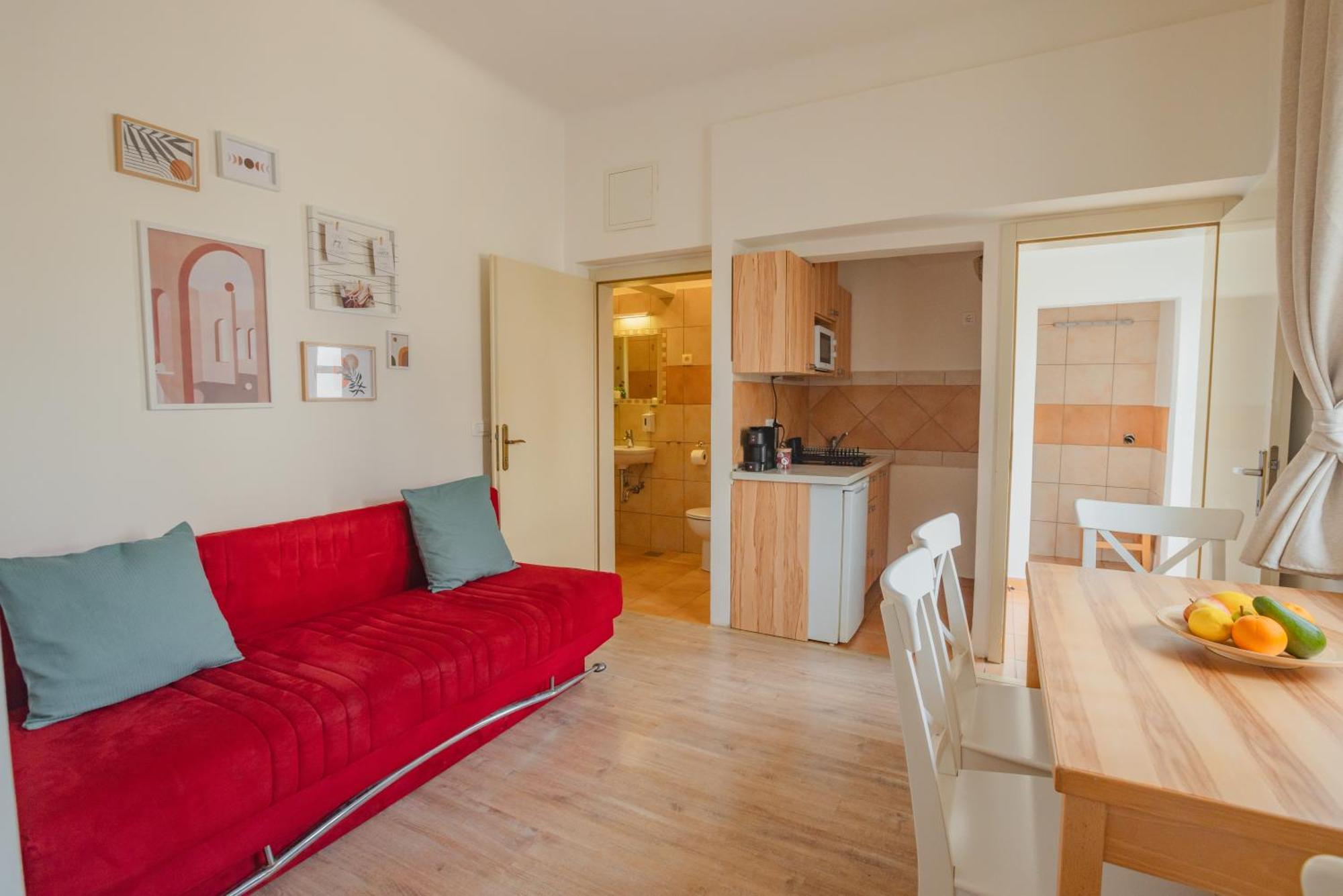 לובליאנה Vila Klara Apartments מראה חיצוני תמונה