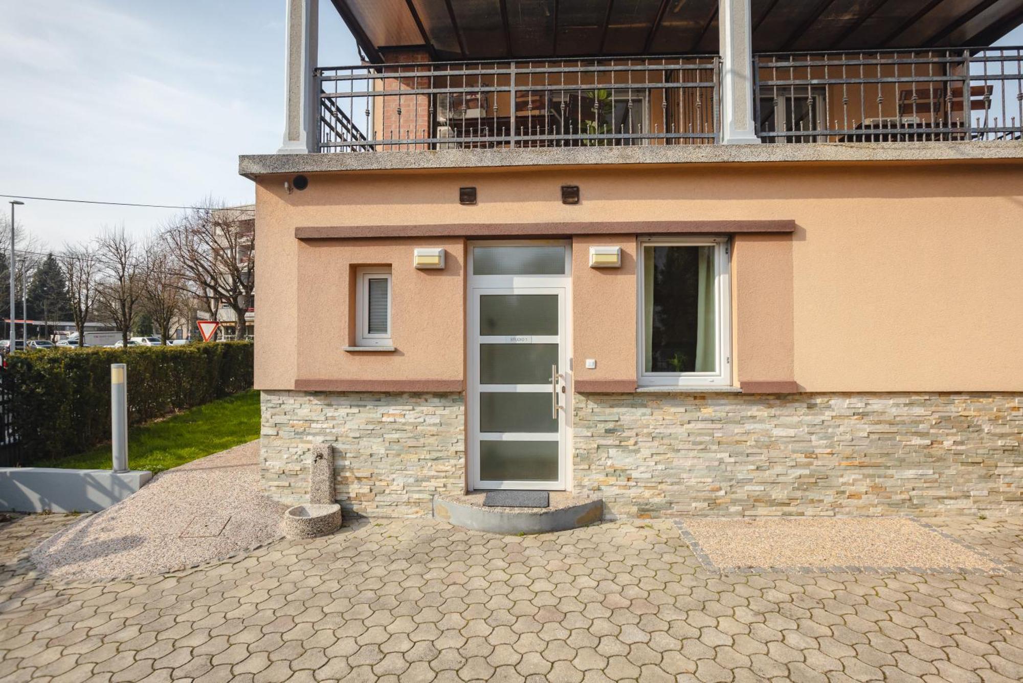 לובליאנה Vila Klara Apartments מראה חיצוני תמונה